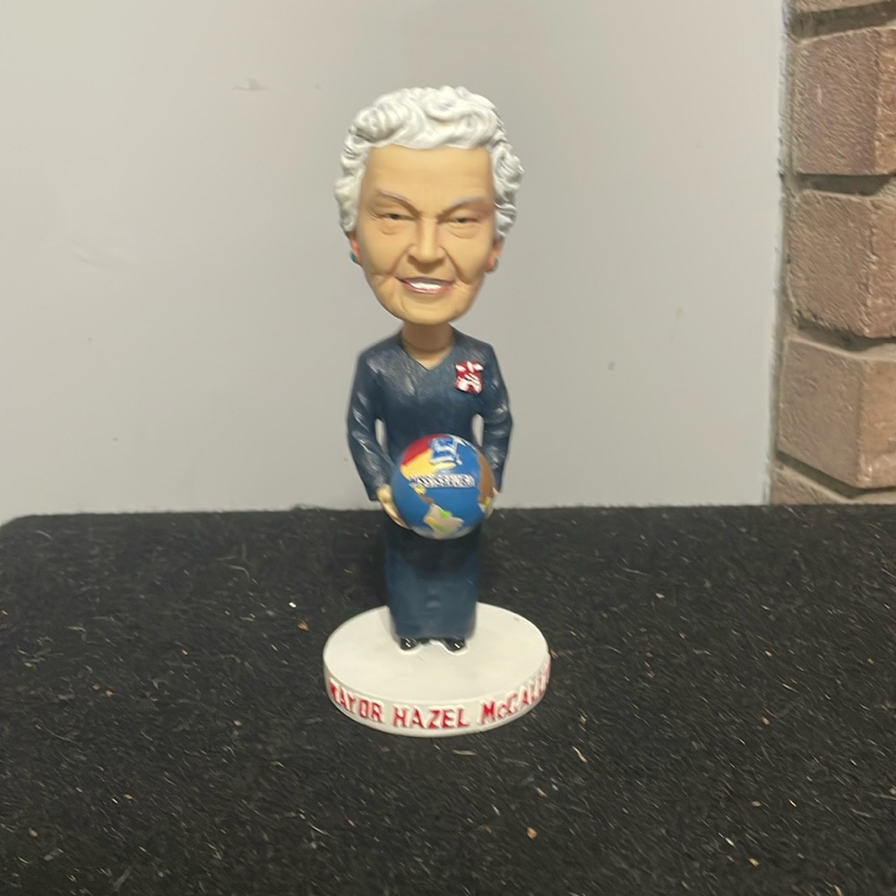 Mayor Hazel McCallion  2006   Astra Zeneca
